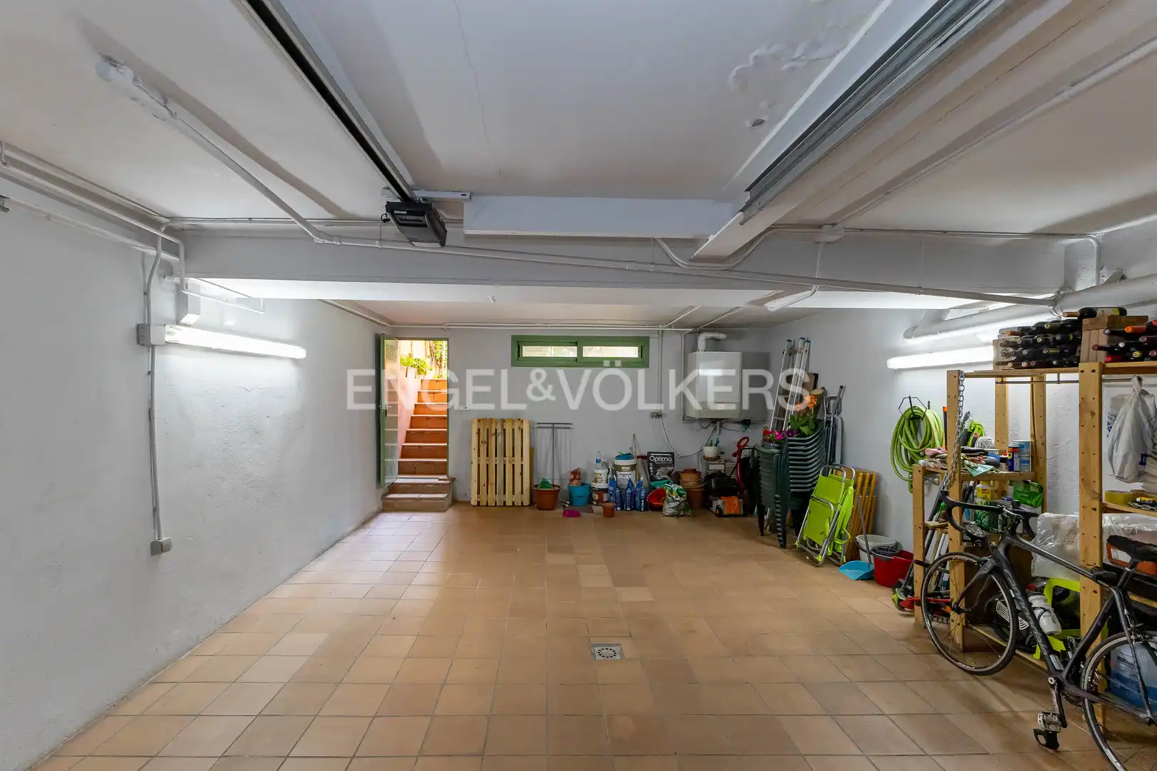 Detached homes for sale in Madrid  with Air Conditioner, Heating and Private garden