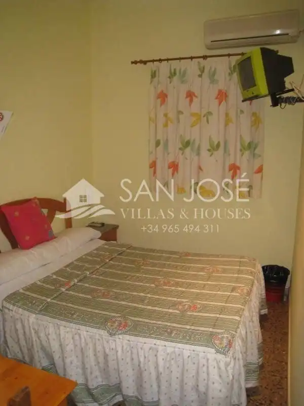 Schlafzimmer von Gebäude zum Verkauf in Aspe