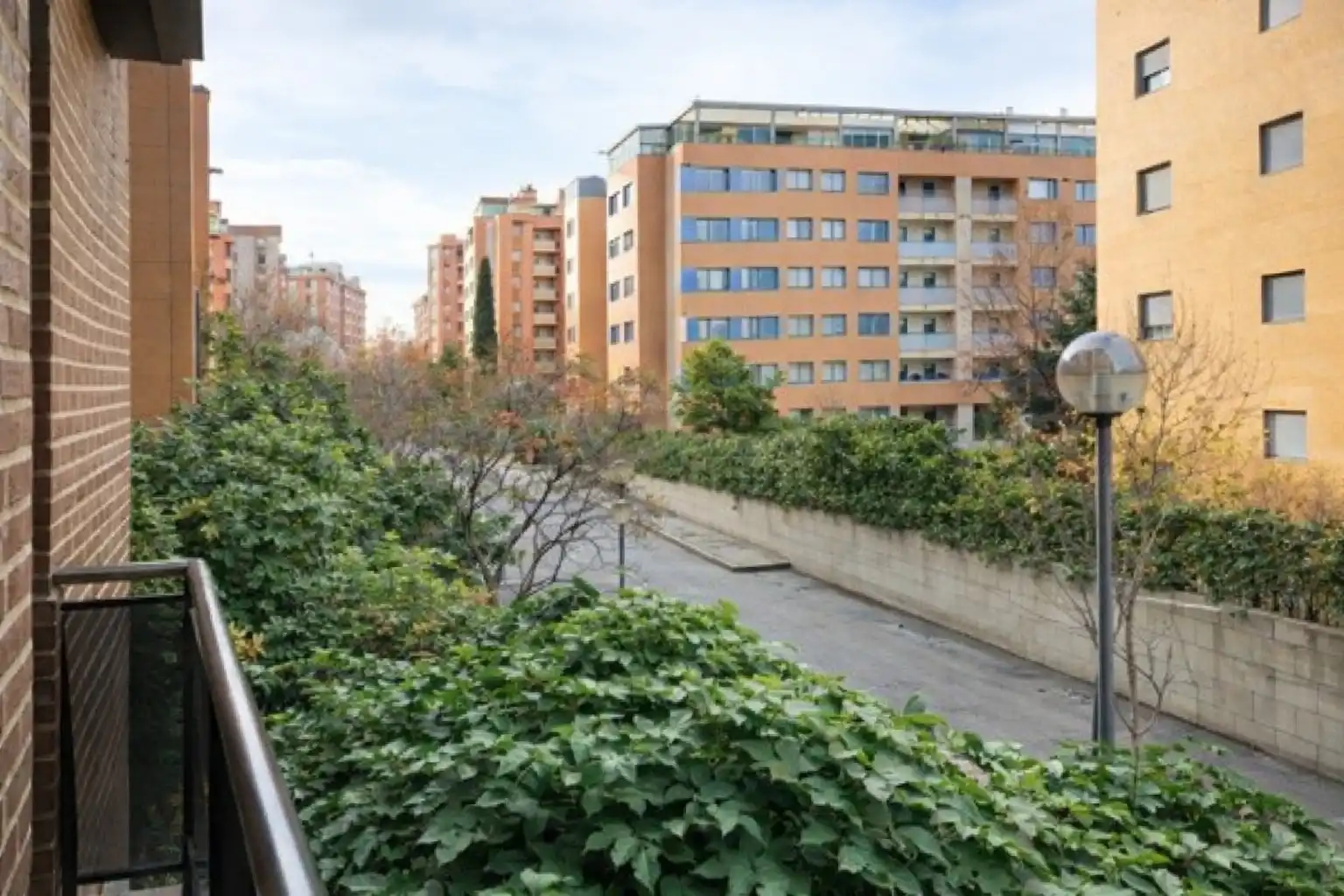 Außenansicht von Wohnung zum Verkauf in Madrid mit Klimaanlage, Heizung und Parkett