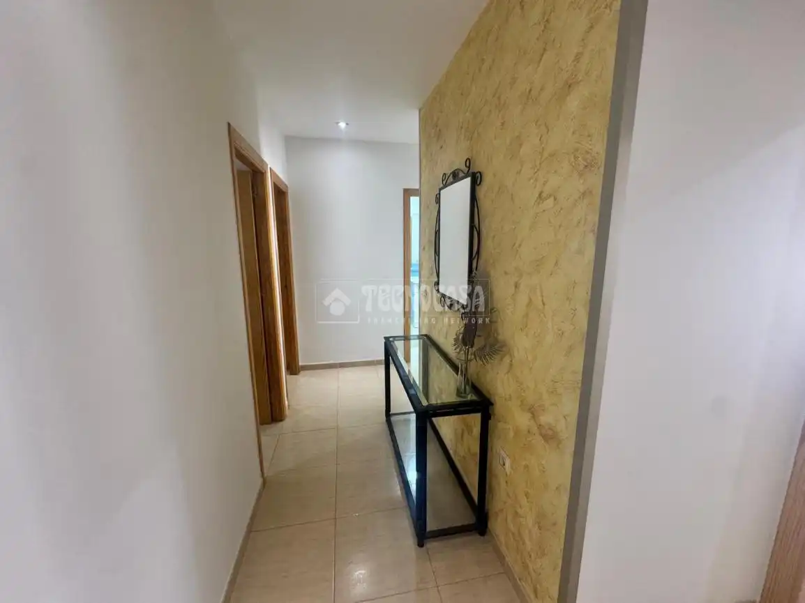 Wohnung zum Verkauf in Pulpí mit Klimaanlage und Terrasse