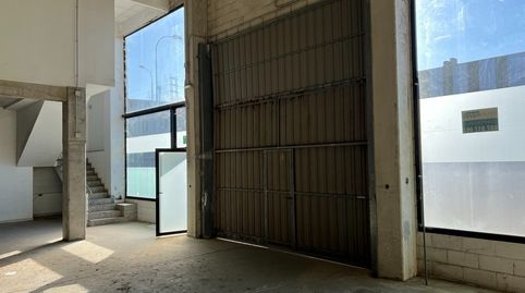 Foto 4 von Fabrikhallen zum Verkauf in Rúa Hedras, O Milladoiro, Ames