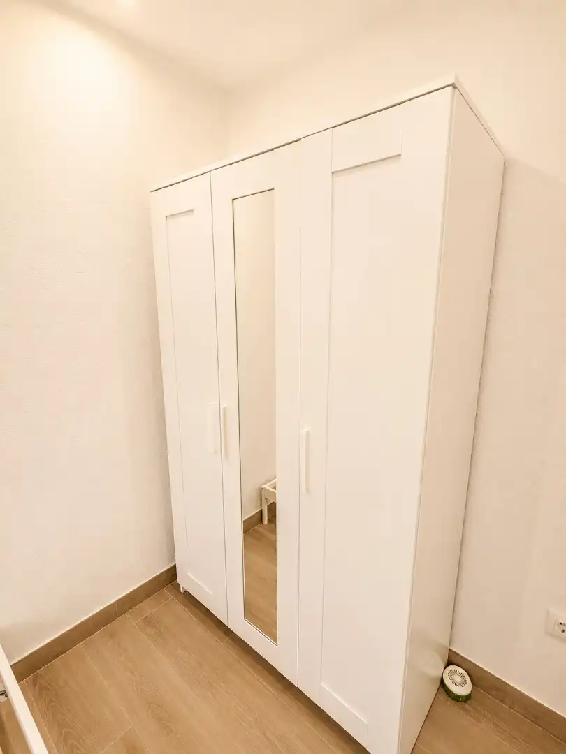 Schlafzimmer von Wohnung zur Miete in Valencia mit Klimaanlage, Terrasse und Möbliert