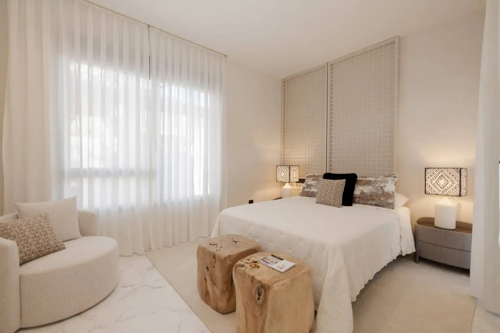 Bedroom of Attic for sale in Estepona  with Terrace, Storage room and Community pool
