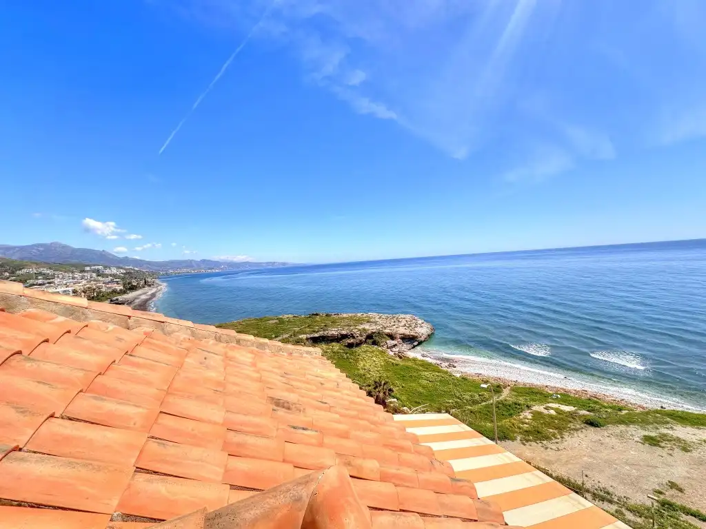 Außenansicht von Maisonette zum Verkauf in Torrox mit Klimaanlage, Heizung und Terrasse