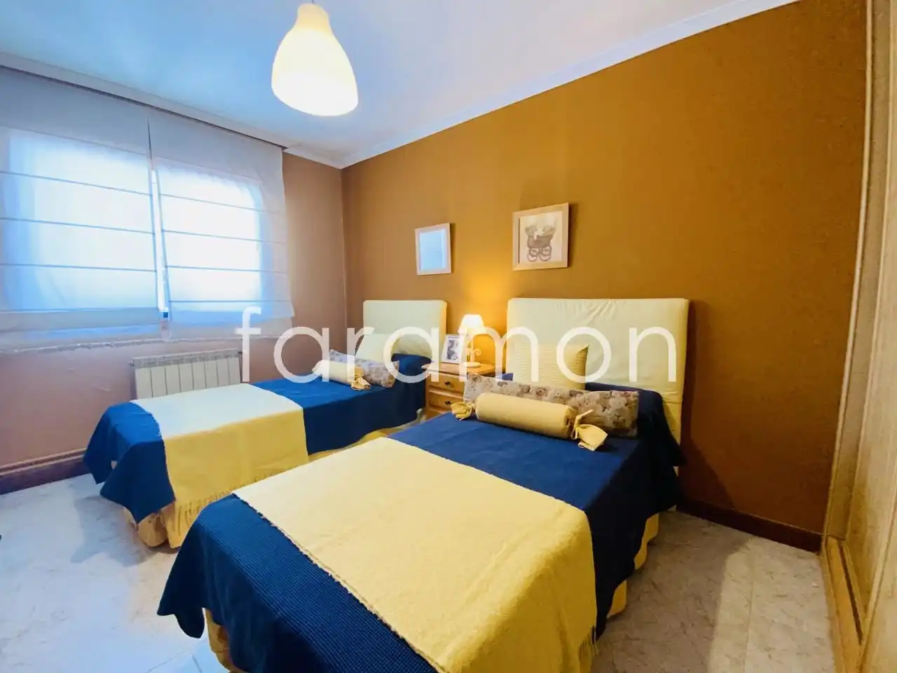 Habitación de Casa o chalet en venta en Carracedelo con Calefacción, Jardín privado y Terraza