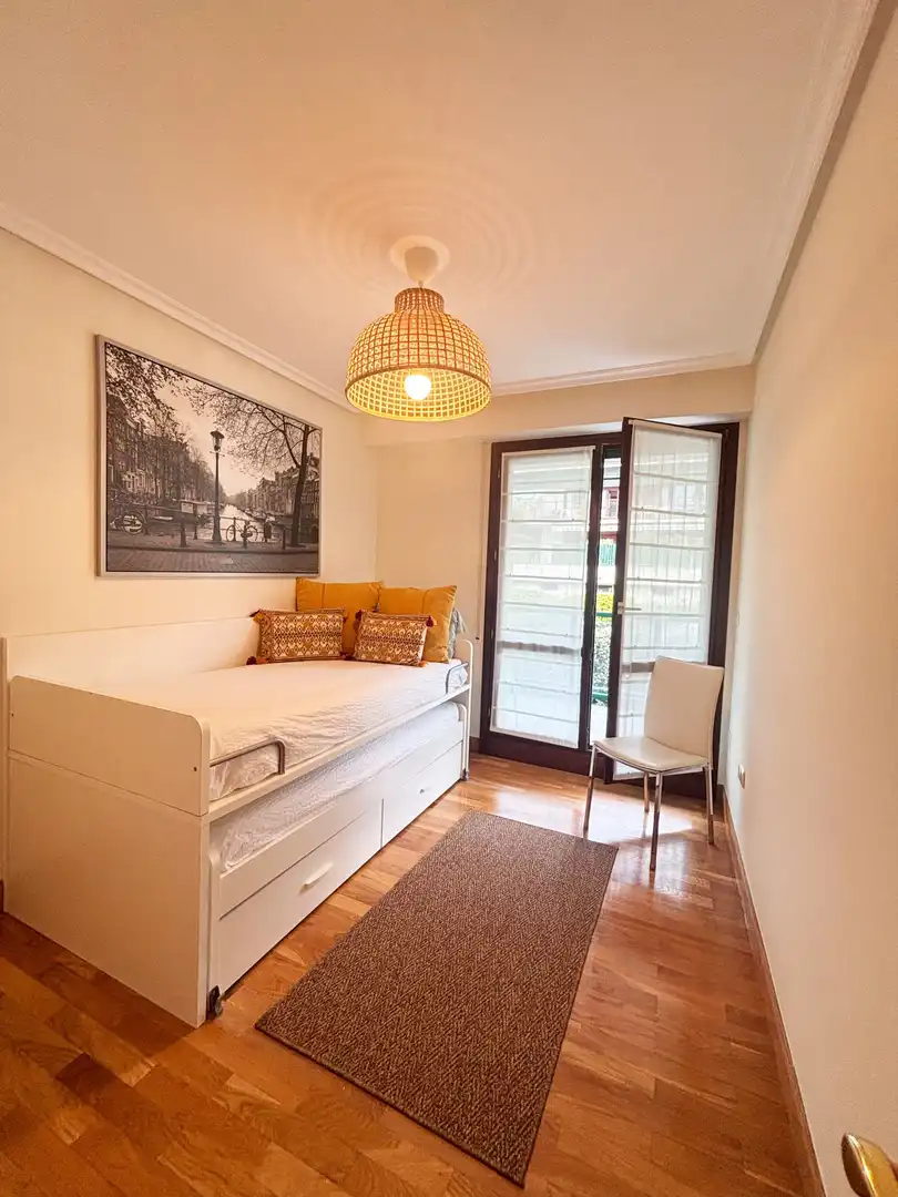 Schlafzimmer von Wohnung zum Verkauf in Hondarribia mit Heizung, Abstellraum und Schwimmbad