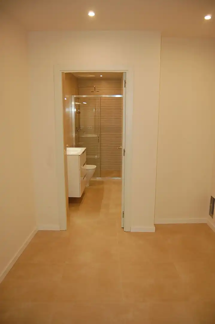 Baño de Planta baja en venta en Banyoles con Aire acondicionado, Calefacción y Terraza