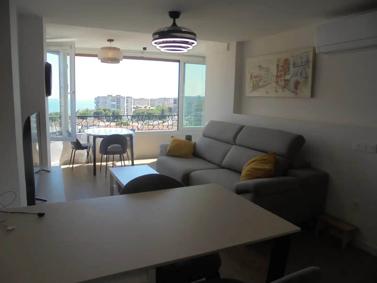 Sala de estar de Apartamento en venta en Benicasim / Benicàssim con Aire acondicionado, Terraza y Amueblado