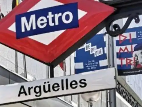 Vista exterior de Piso en venta en Madrid con Aire acondicionado, Calefacción y Amueblado
