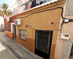 Vista exterior de Casa o xalet en venda en  Almería Capital