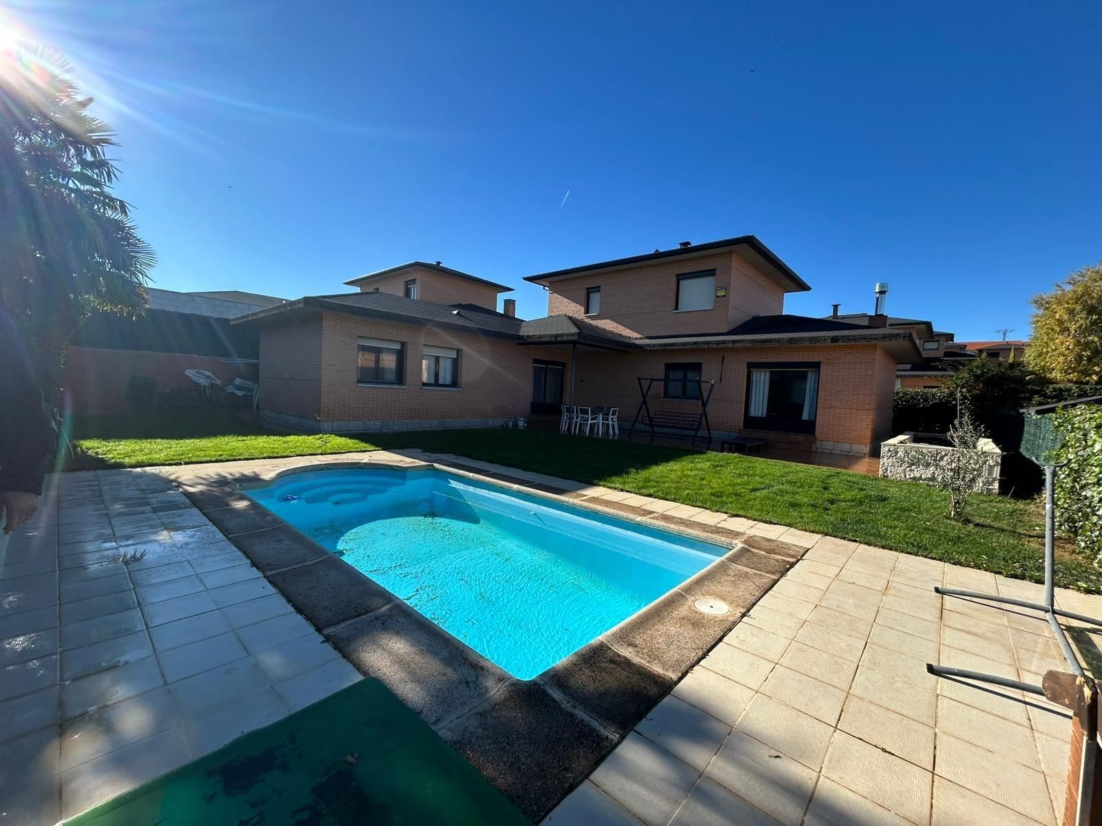 Swimming pool of House or chalet for sale in Cabanillas del Campo  with Heating, Private garden and Terrace