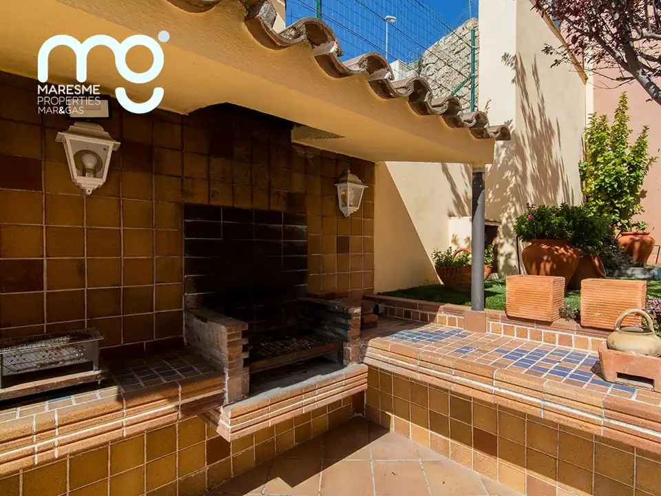 Terraza de Casa o chalet en venta en Tiana con Aire acondicionado, Calefacción y Jardín privado