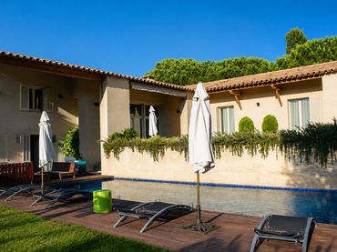 Casa amb piscina en venda a Les Bilbenyes