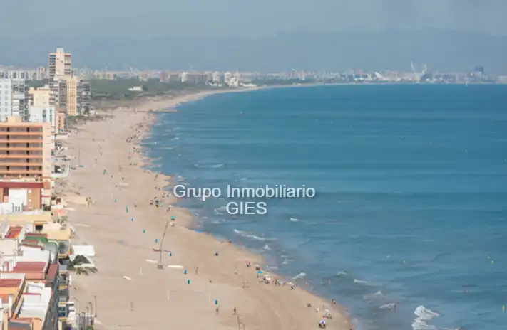 Vista exterior de Apartamento en venta en Valencia con Aire acondicionado, Calefacción y Terraza
