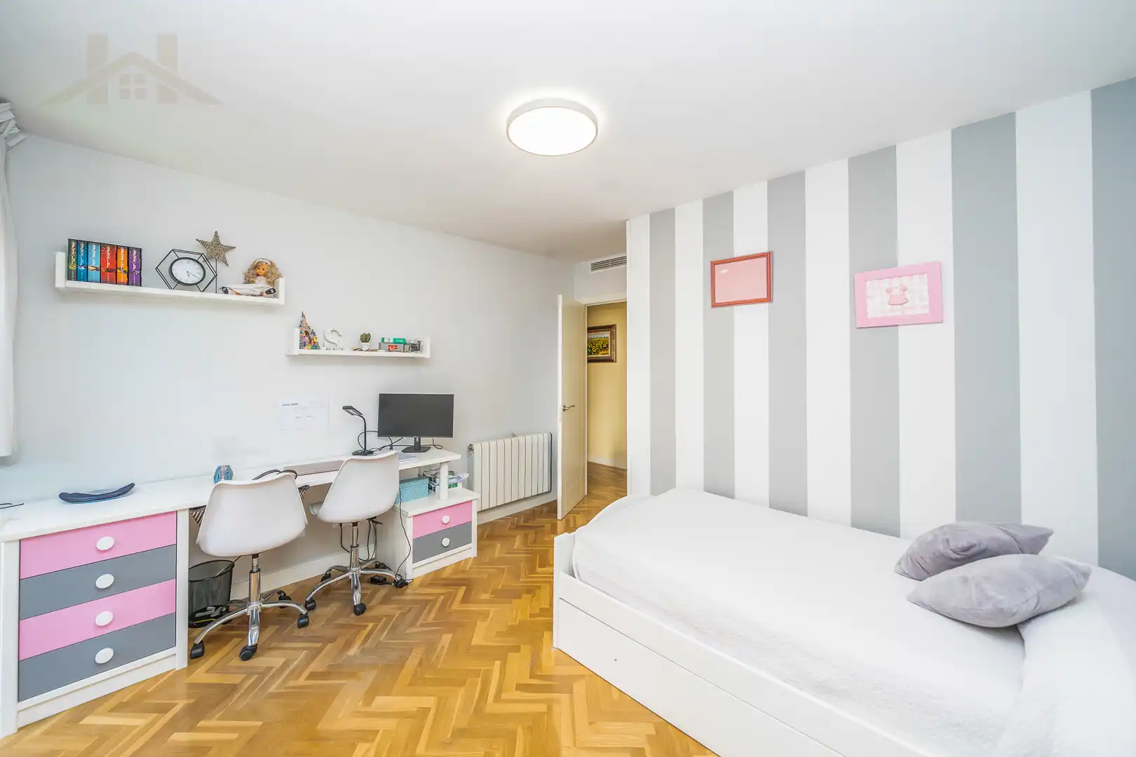 Bedroom of Flat for sale in Pozuelo de Alarcón  with Air Conditioner, Heating and Storage room