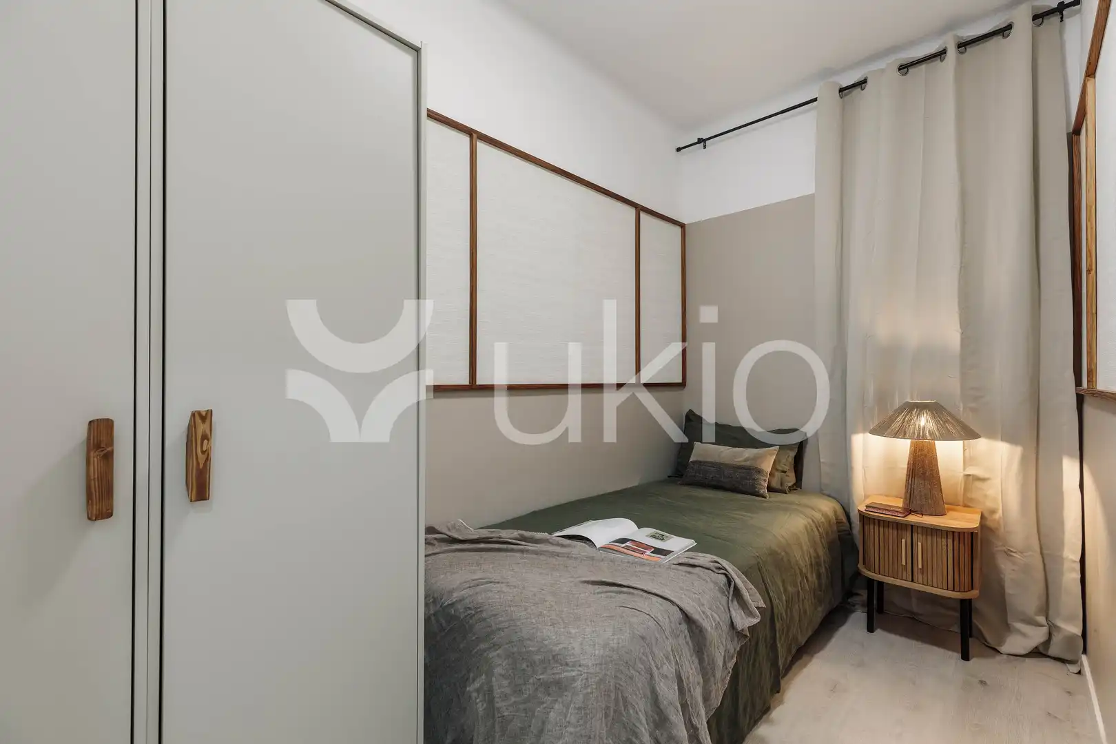Habitación de Apartamento de alquiler en Barcelona con Aire acondicionado, Calefacción y Amueblado