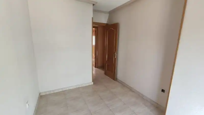 Wohnung zum Verkauf in C/ Asturias, Parque Europa - Los Pitufos
