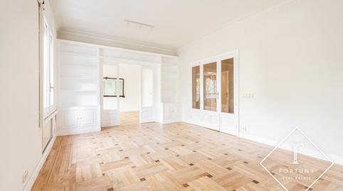 Foto 4 de Pis de lloguer a Cuatro Caminos - Azca,  Madrid Capital