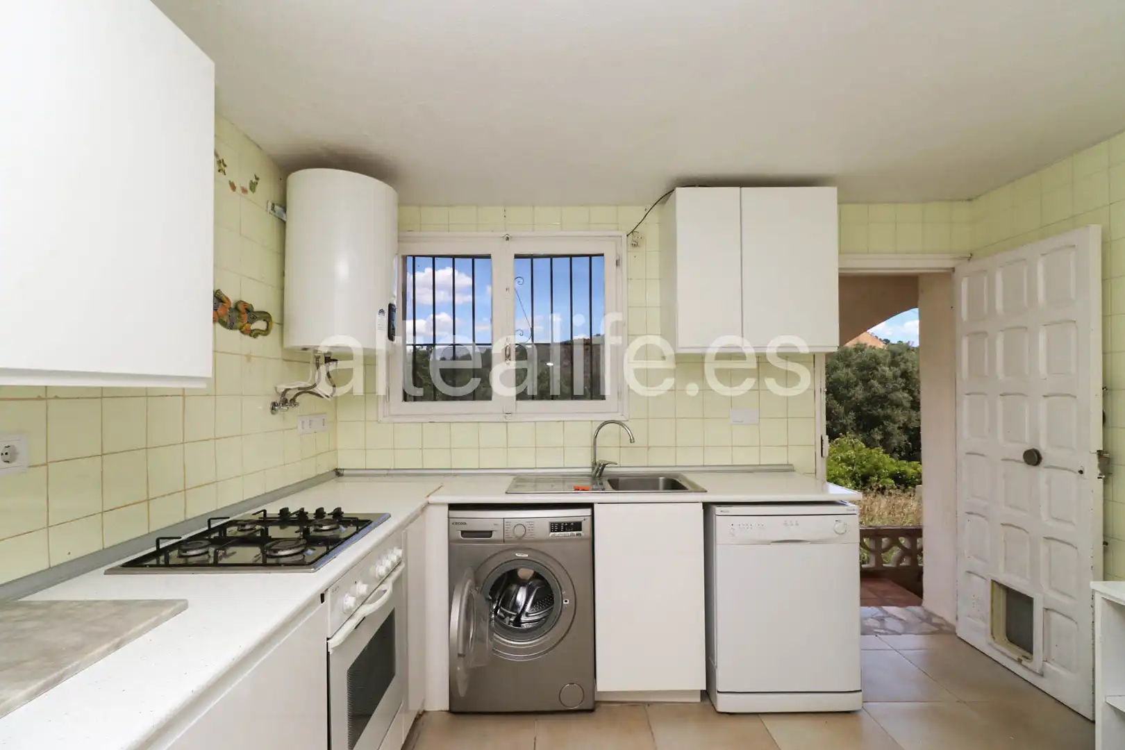 Cocina de Casa o chalet en venta en La Nucia con Aire acondicionado, Jardín privado y Terraza