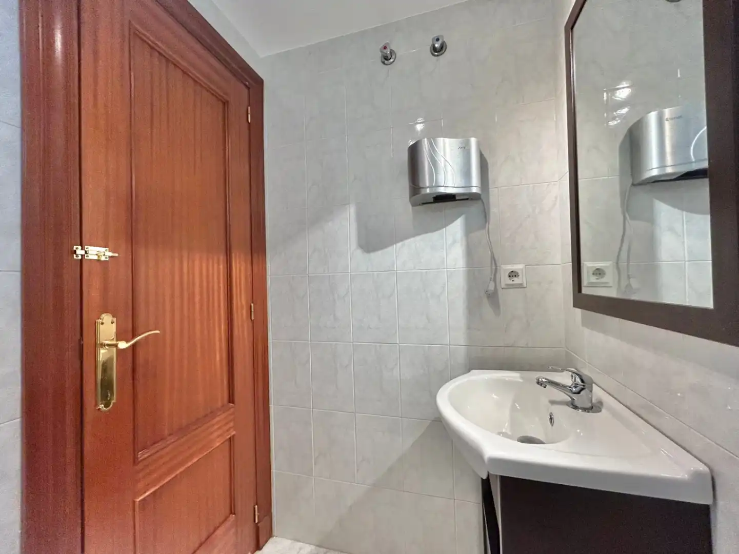 Bany de Apartament en venda en Málaga amb Aire condicionat, Calefacció i Terrassa
