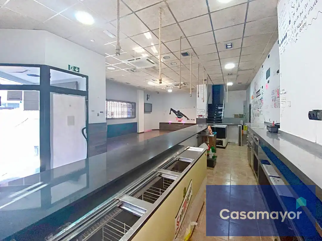 Cocina de Local en venta en Alicante / Alacant con Aire acondicionado