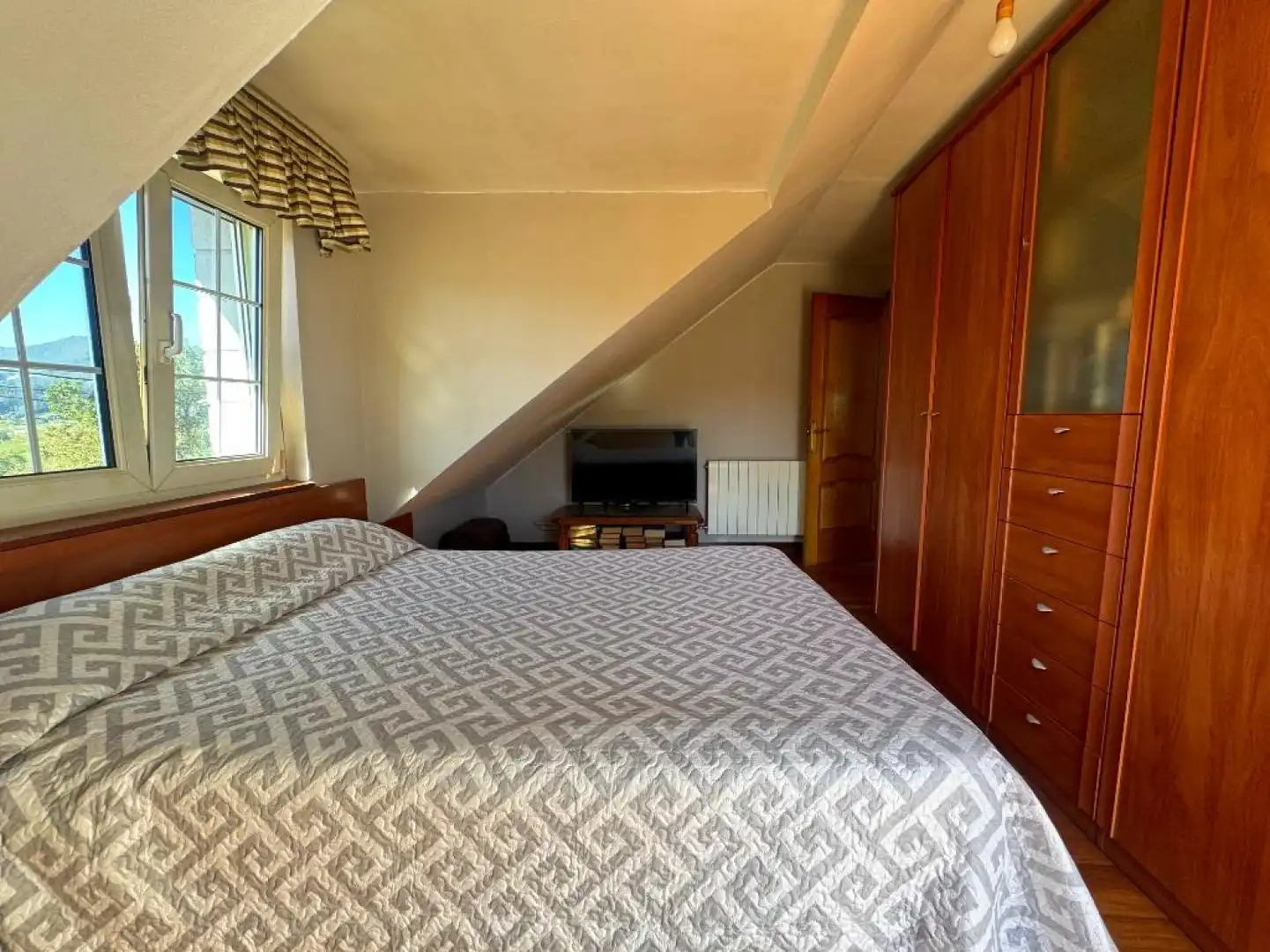 Bedroom of Detached homes for sale in San Felices de Buelna  with Heating, Private garden and Terrace
