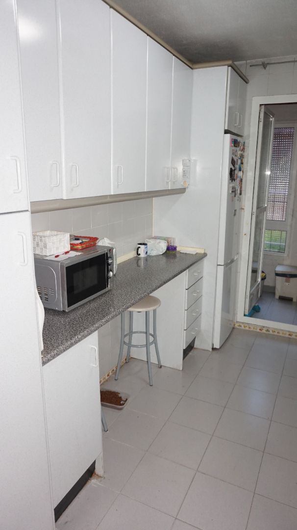 Flat for sale in Calle de la Violetera, Palomeras Bajas, Puente de Vallecas,  Madrid Capital