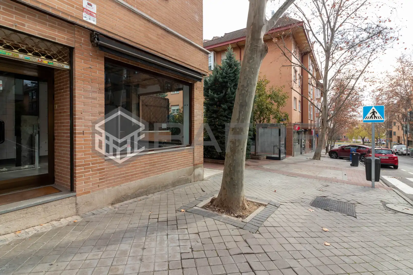 Vista exterior de Local en venda en Madrid