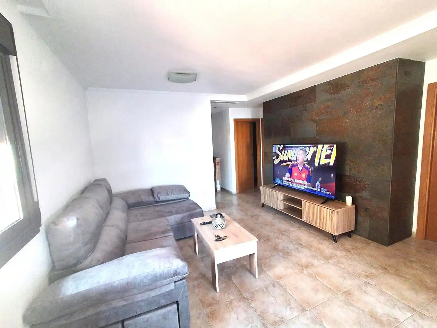 Flat with terrace for sale in Los Arenales del Sol, imagen 2