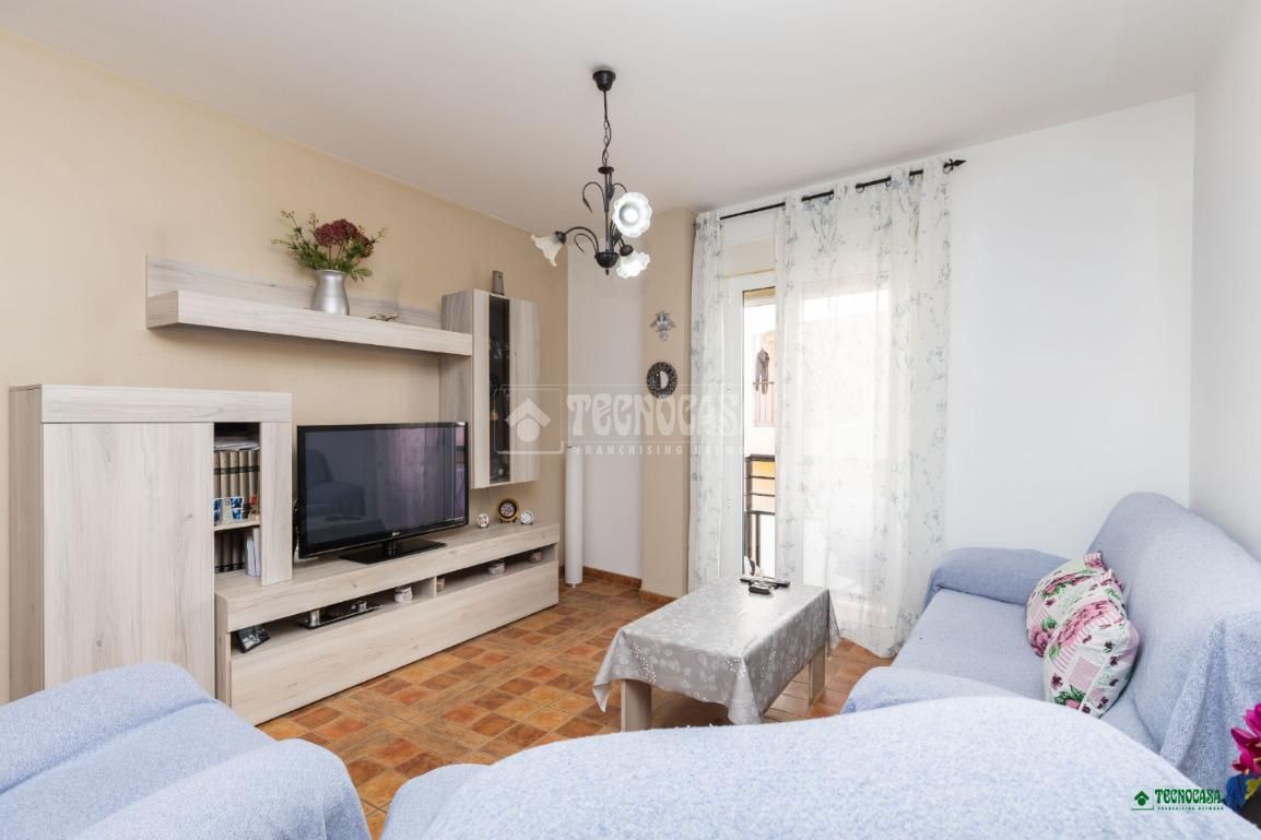 Sala d'estar de Pis en venda en Vera amb Aire condicionat i Balcó