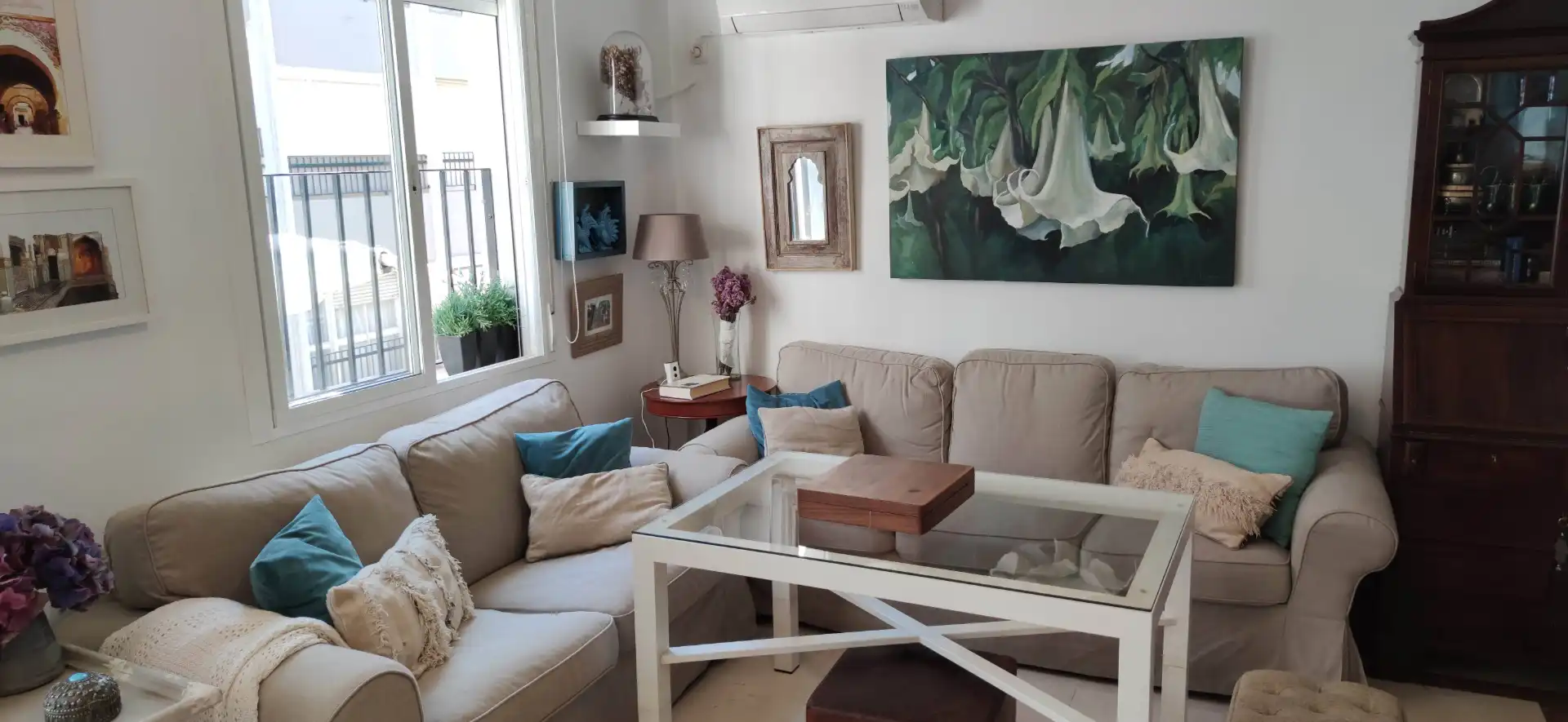 Sala de estar de Piso en venta en Sevilla con Aire acondicionado y Amueblado