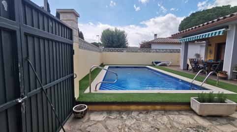Foto 2 de Casa o chalet en venta en Carrer Cantallops, 9, Riells, Girona