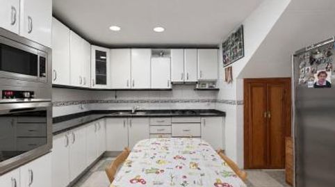 Foto 5 de Casa o chalet en venta en Arrayanes, 49, Fuente Vaqueros, Granada