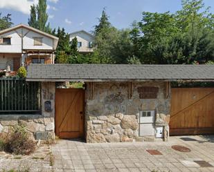 Vista exterior de Casa o xalet en venda en Los Molinos amb Jardí privat i Piscina