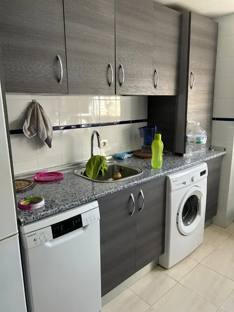 Cuina de Pis en venda en Jaén amb Aire condicionat i Moblat