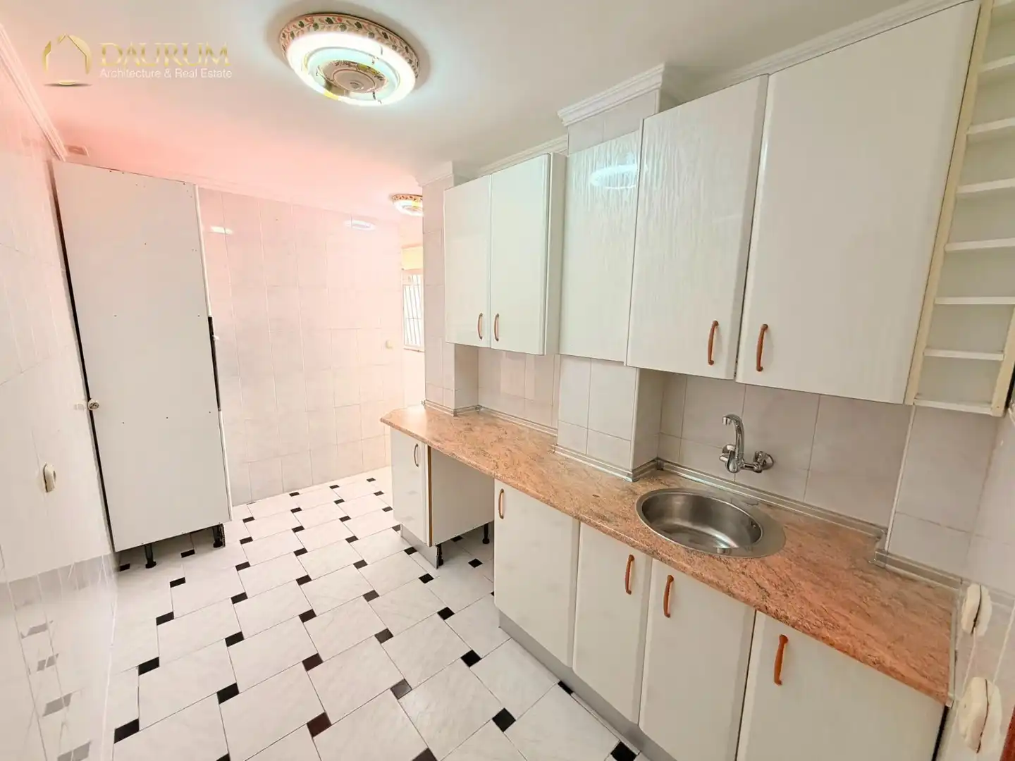 Piso con ascensor en venta en Bartolome Pancorbo, imagen 10