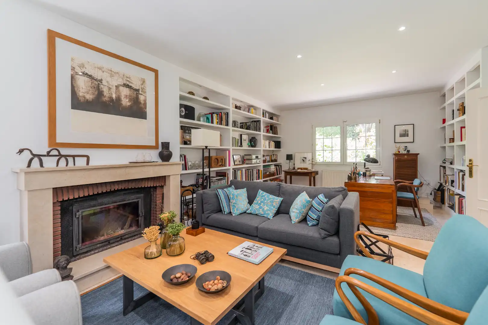 Living room of Houses for sale in Madrid  with Air Conditioner, Private garden and Swimming Pool