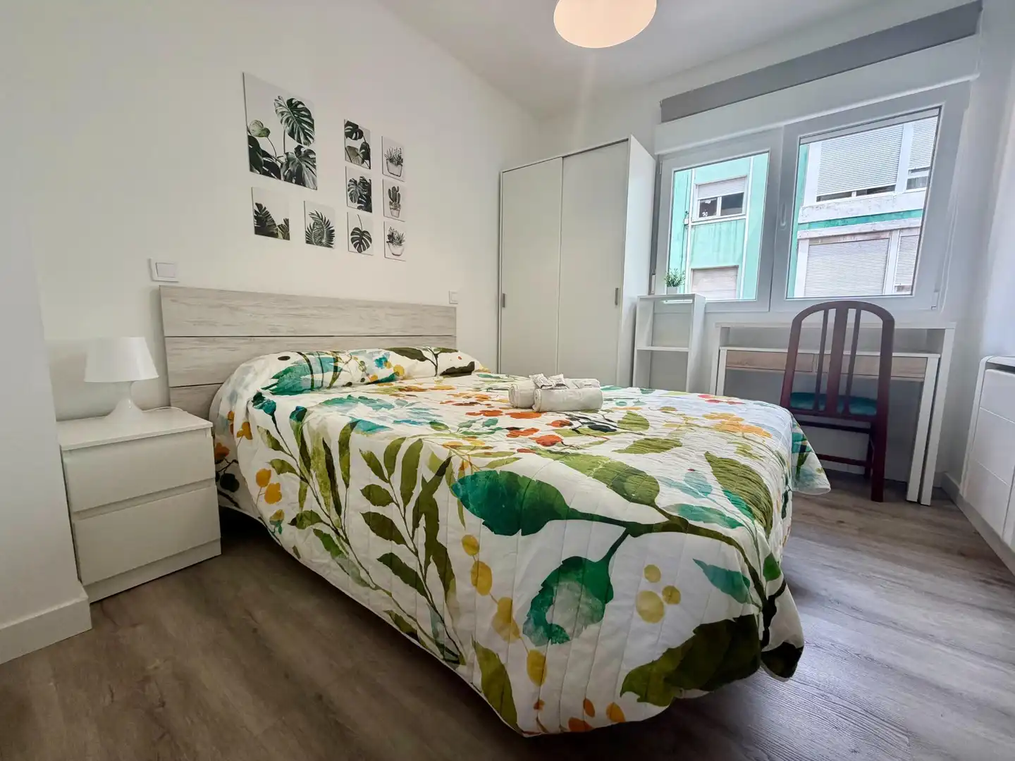 Habitación de Piso de alquiler en Santander con Calefacción, Terraza y Amueblado