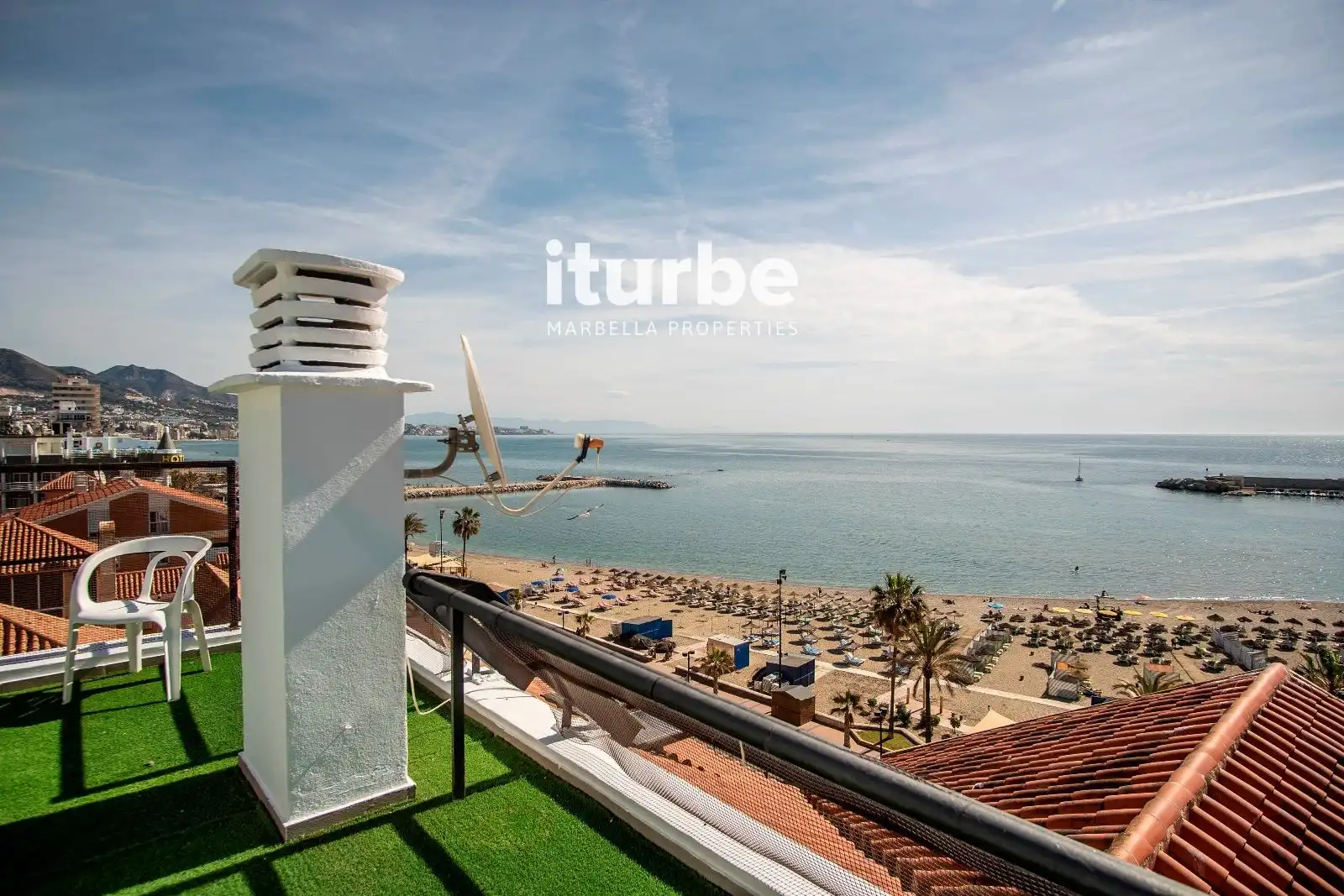 Dachboden zur Miete in Fuengirola mit Klimaanlage, Terrasse und Möbliert