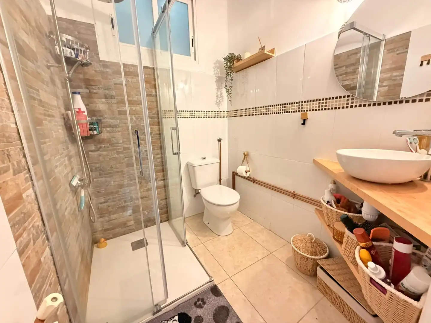 Bathroom of Flat for sale in Granollers  with Air Conditioner, Heating and Parquet flooring