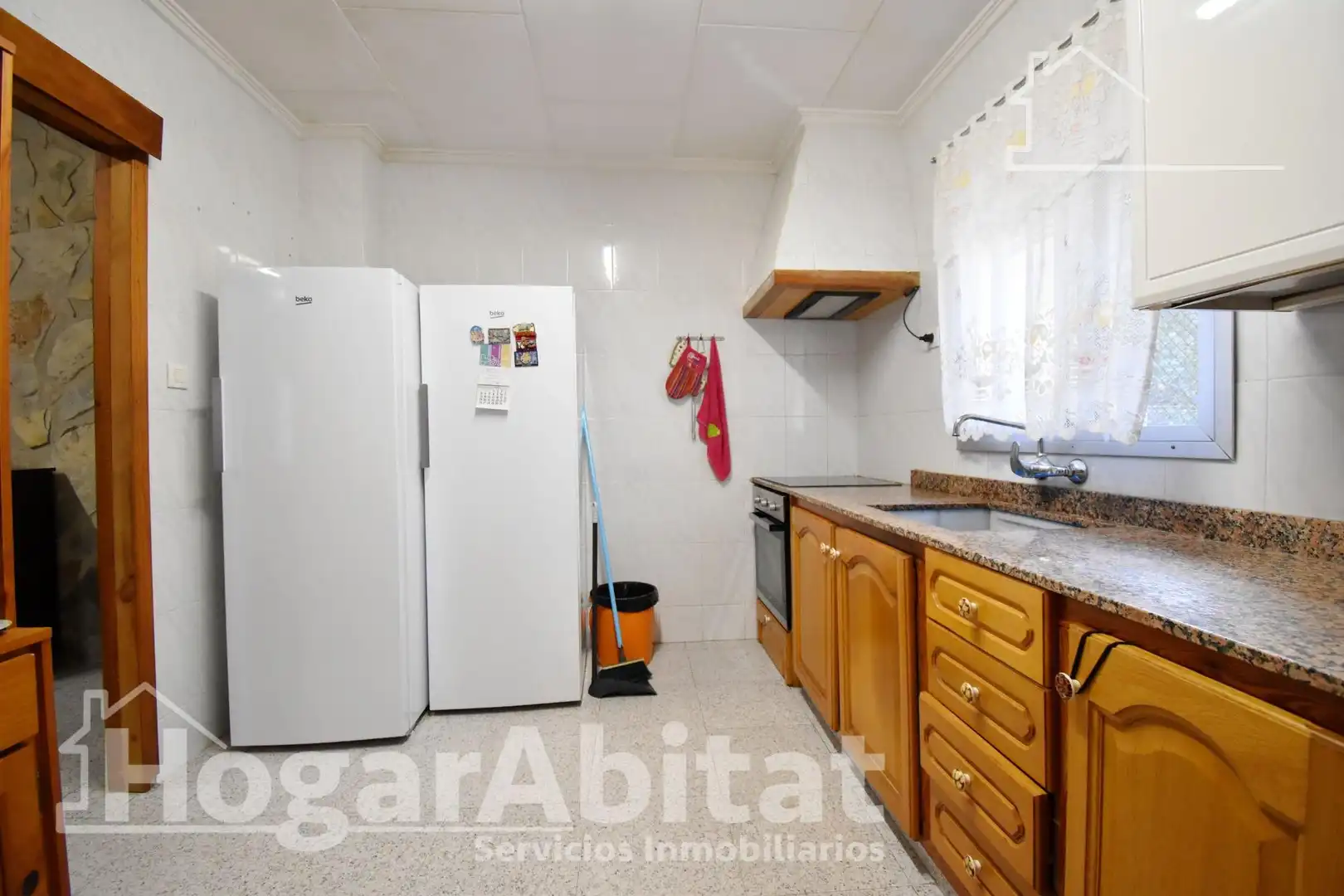 Cocina de Casa o chalet en venta en Simat de la Valldigna con Aire acondicionado, Calefacción y Jardín privado