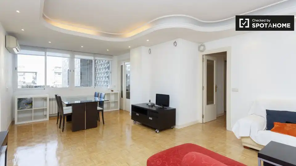 Appartamento in affitto a Retiro, imagen 2