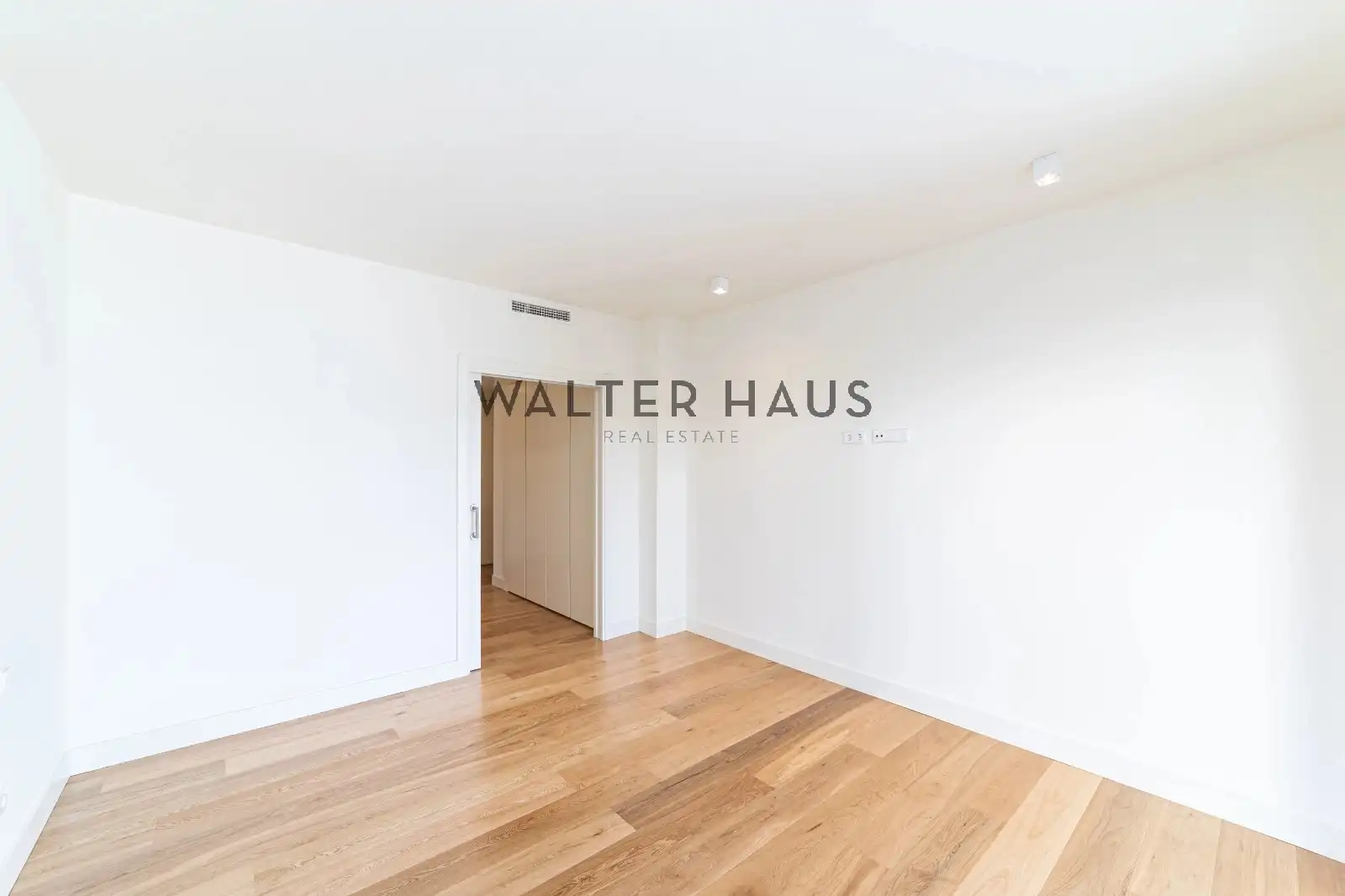 Habitación de Piso de alquiler en Madrid con Aire acondicionado, Calefacción y Horno