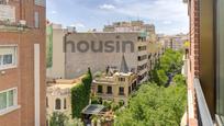 Vista exterior de Pis en venda en  Madrid Capital amb Aire condicionat, Calefacció i Terrassa