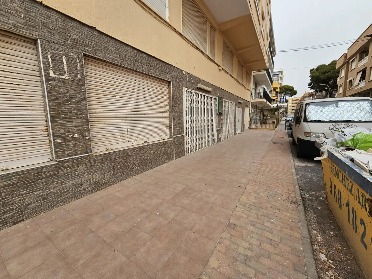 Business premises for sale in Calle Campoamor, imagen 3