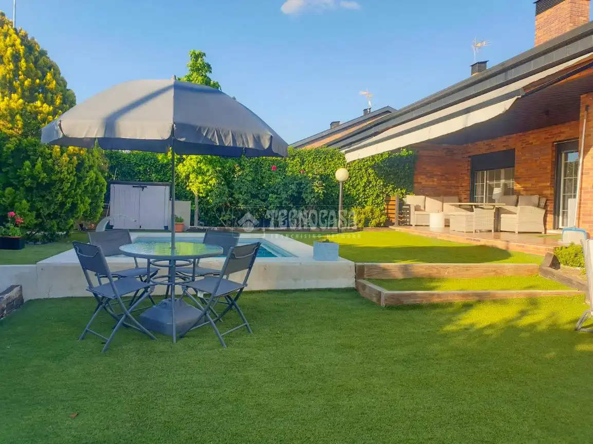 Terrace of Detached homes for sale in Collado Villalba  with Air Conditioner, Heating and Terrace
