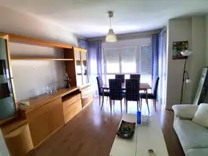Sala d'estar de Pis en venda en Sevilla amb Aire condicionat, Parquet i Moblat