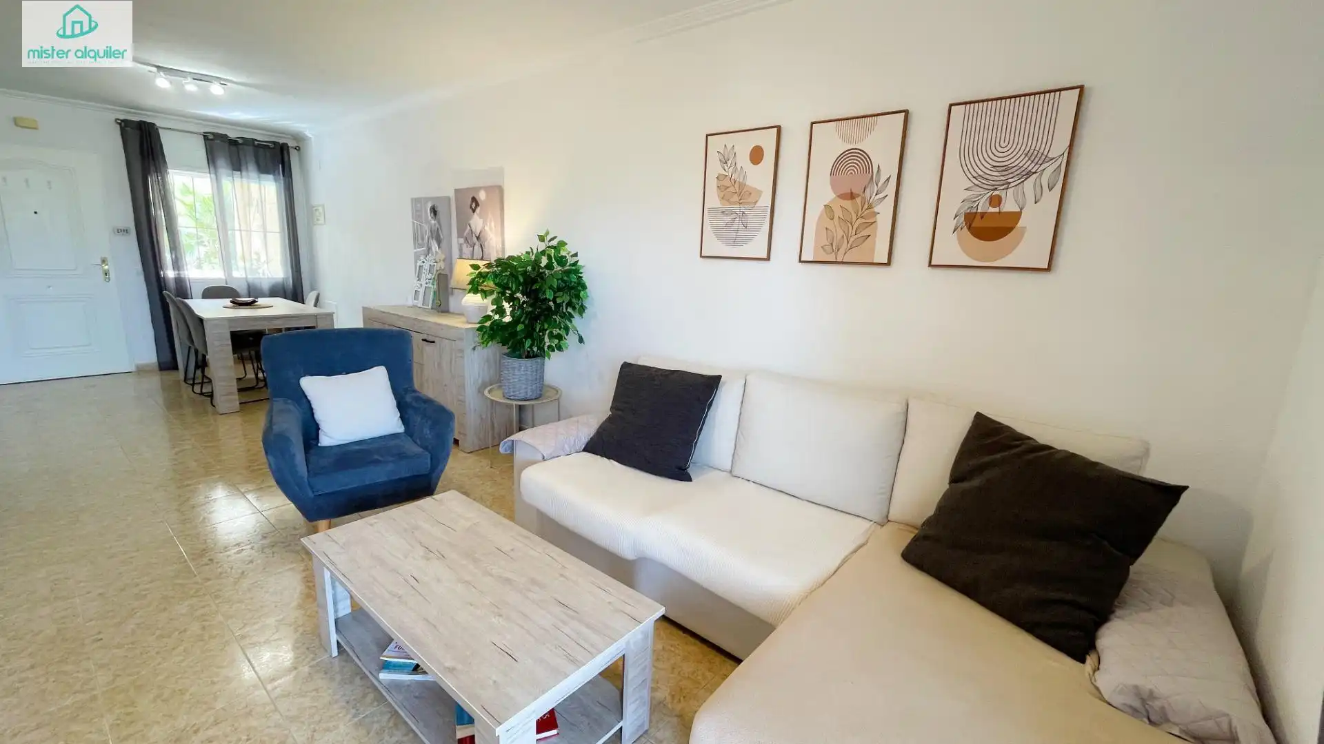 Sala d'estar de Casa o xalet de lloguer en Busot amb Aire condicionat, Calefacció i Jardí privat