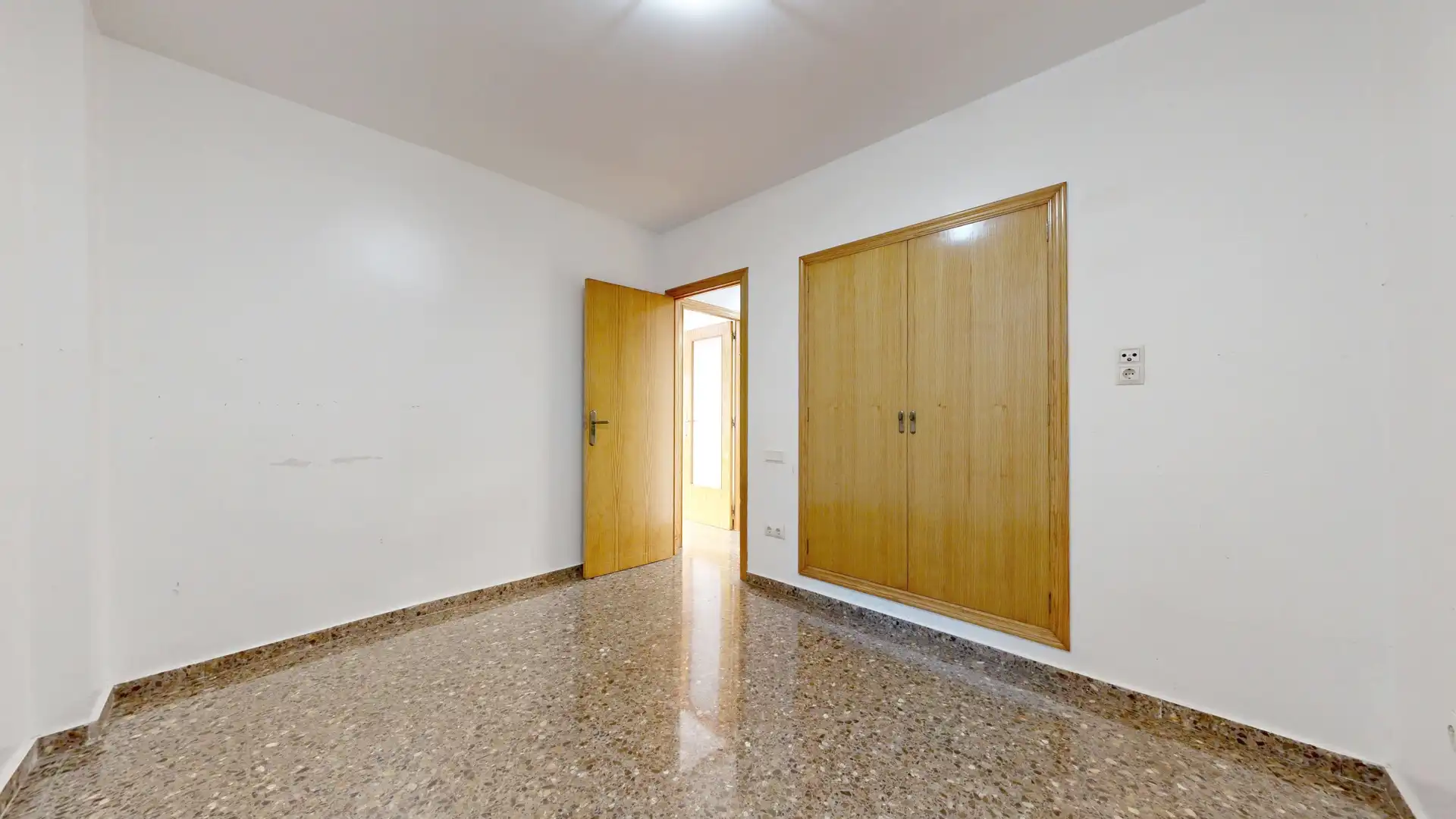 Flat for sale in Almussafes  with Terrace and Balcony