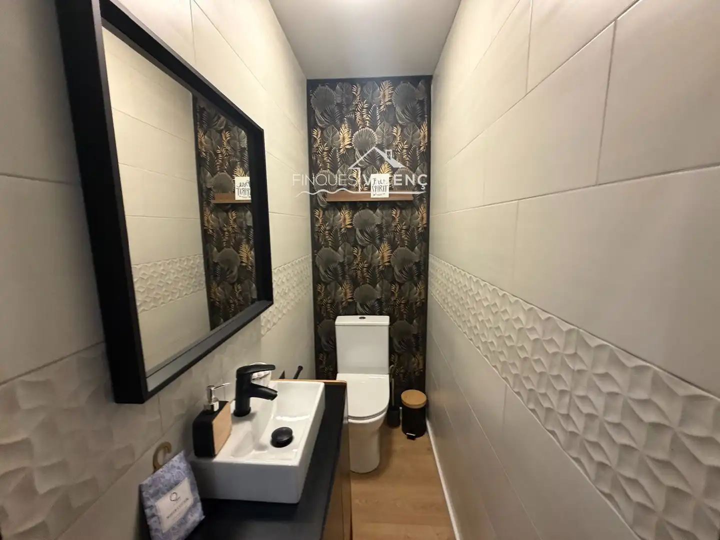 Badezimmer von Geschaftsraum zur Miete in Calafell